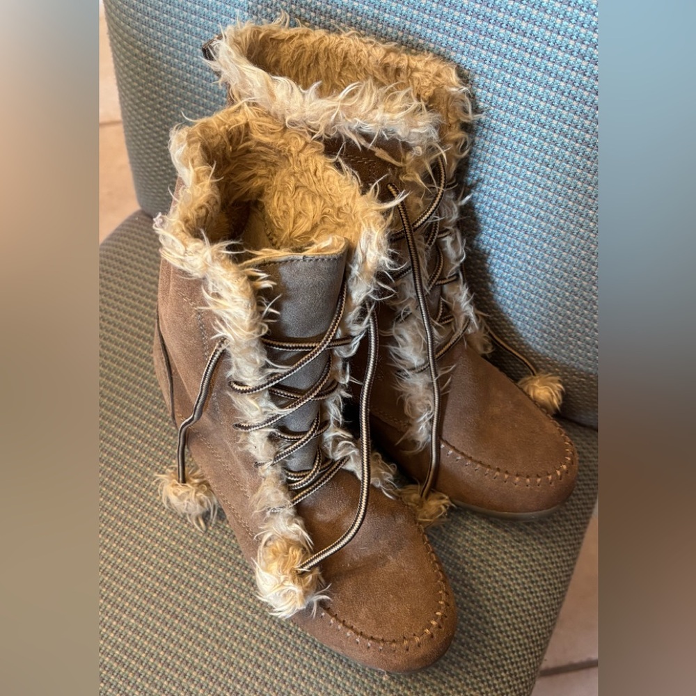 Sporto boots..